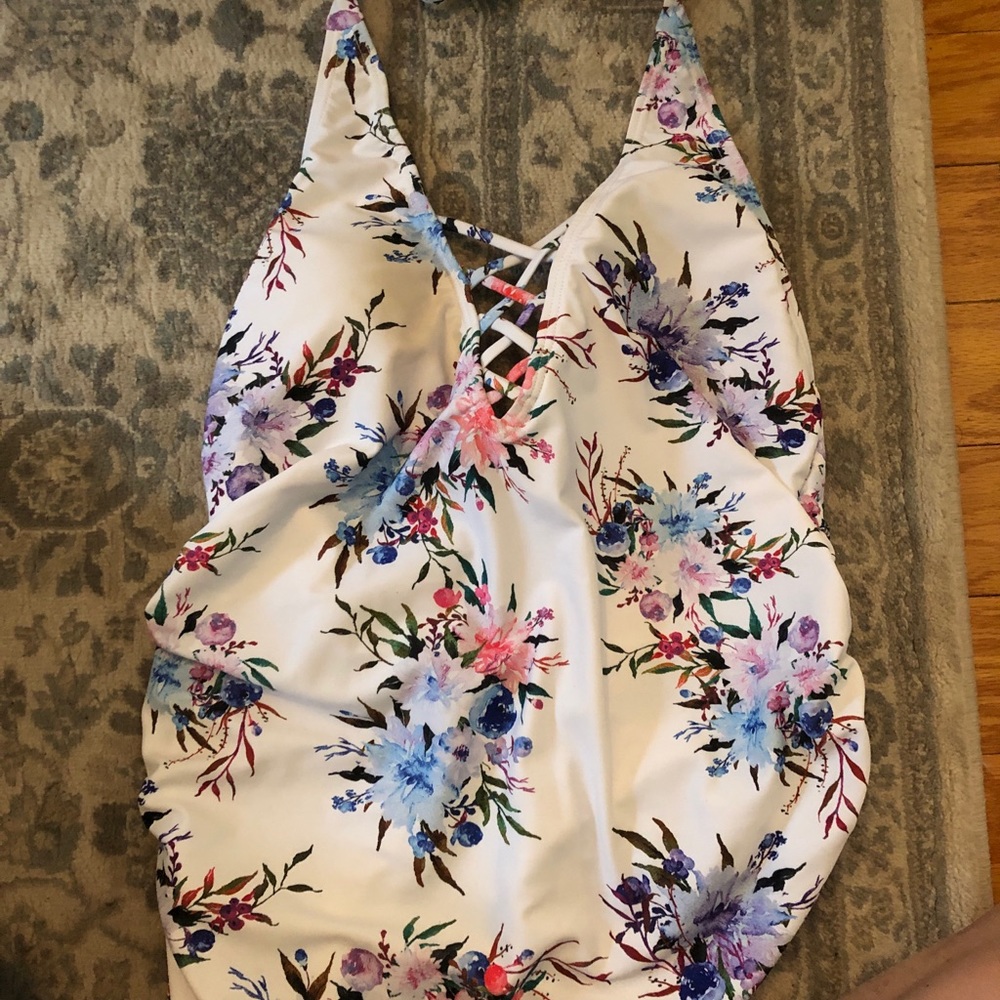 Maternity swim top